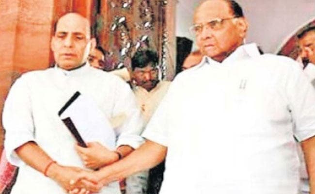 राजनाथ से मिले शरद, गोरखालैंड का किया समर्थन