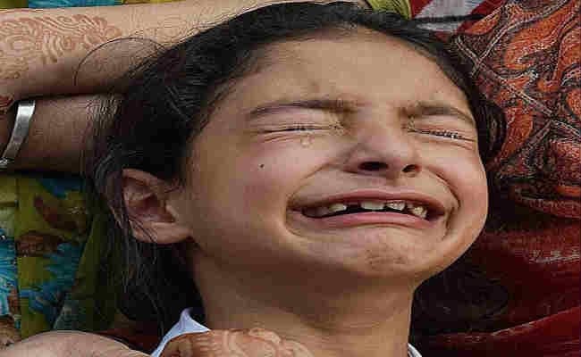 शहीद की बेटी का खर्च उठाएंगे गौतम गंभीर, बोले, जोहरा इन आसुंओं को गिरने न देना...