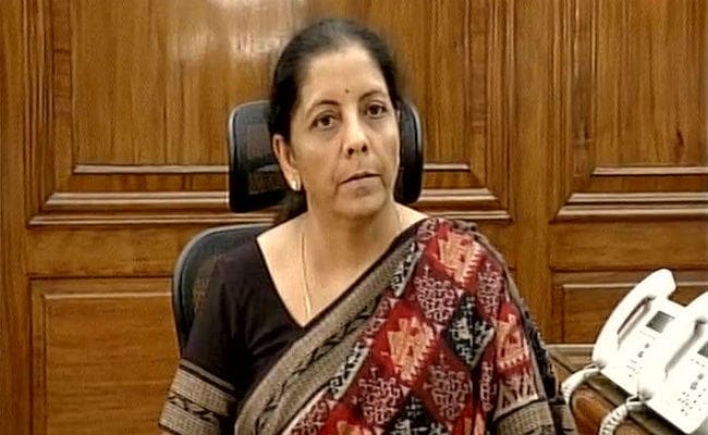 पदभार ग्रहण के बाद बोलीं निर्मला, सशस्त्र बल और उनका परिवार मेरी प्राथमिकता