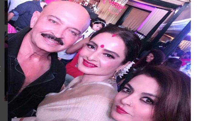 PHOTO : राकेश रोशन की बर्थडे पार्टी में लगा सितारों का जमावड़ा, चिंटू-जीतू-रेखा के साथ ये भी नजर आये...!