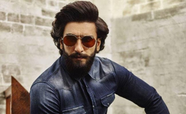 OMG! क्‍या आपने देखा, ''सरकाय लो खटिया...'' गाने पर #RanveerSingh का गोविंदा अवतार