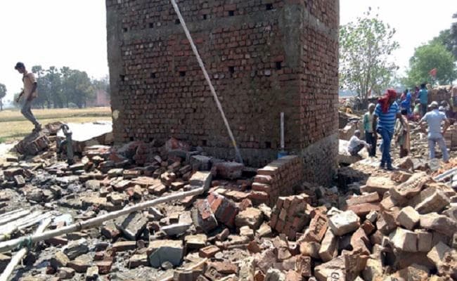 सीवान : निर्माणाधीन सेफ्टी टैंक में दम घुटने से 4 मजदूरों की मौत