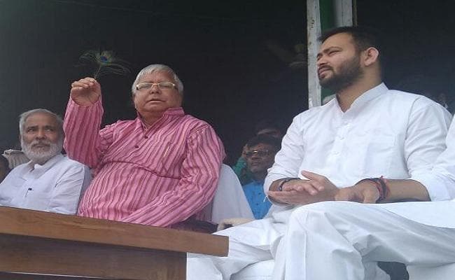 सृजन घोटाले के खिलाफ RJD की रैली में बोले लालू, नीतीश-सुमो-अश्विनी पर अभी तक FIR क्याें नहीं