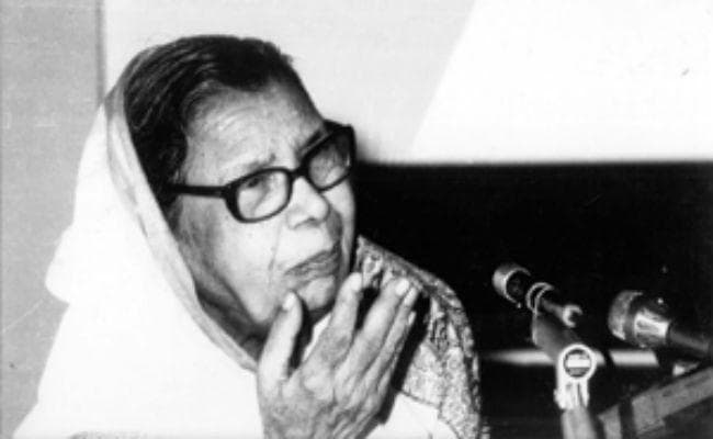 पुण्यतिथि पर विशेष :  महादेवी ने अपनी रचनाओं में स्त्रीमन की पीड़ा को बखूबी सजाया, पढ़ें उनकी कुछ कविताएं