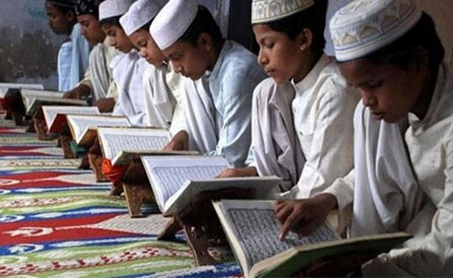 UP Madarsa Survey: यूपी में पूरा हुआ मदरसों का सर्वे, जांच में 7500 मदरसे मिले गैर मान्यता प्राप्त