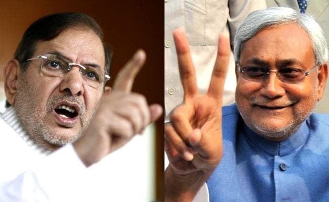 चुनाव आयोग ने खारिज की शरद यादव की याचिका, नीतीश की जदयू ही ''असली''