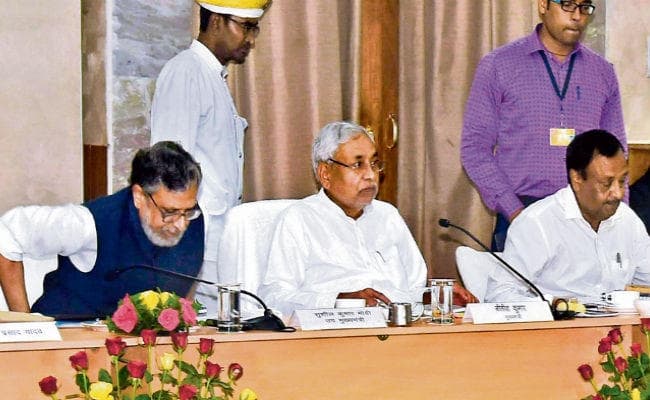 बिहार विकास मिशन : सीएम ने दिया निर्देश, कॉलेजों में छात्रों की उपस्थिति बढ़ाएं, करें मॉनीटरिंग