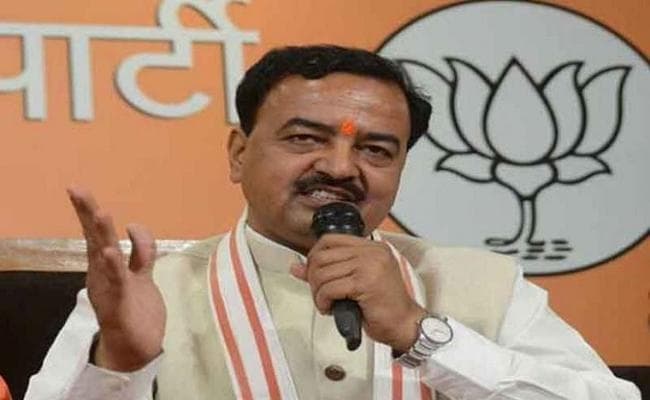 यूपी के डिप्टी सीएम का केजरीवाल पर निशाना, कहा- ऐसा तो 'रावण राज' में भी नहीं हुआ, देश से माफी मांगें