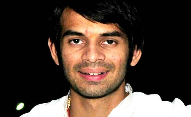 झूठे शपथपत्र मामले में तेज प्रताप के खिलाफ मुकदमा, सदस्यता समाप्त करने और सात साल तक की सजा का है प्रावधान