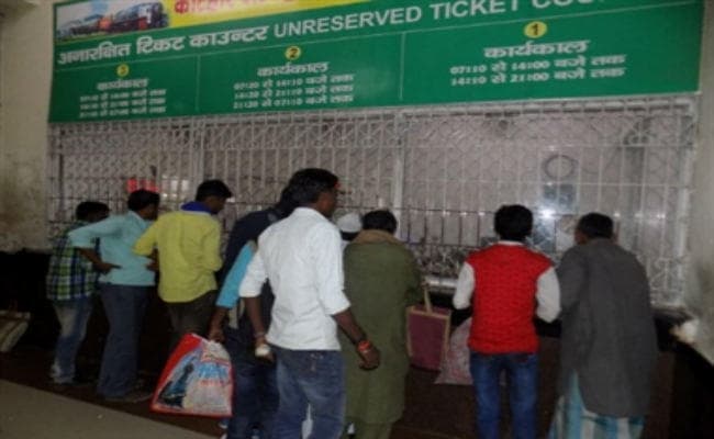 आरक्षण का टोटा, कैसे लौटेंगे परदेसी