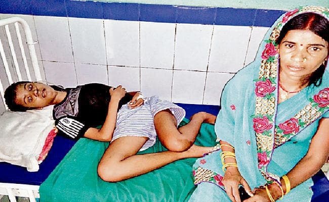 बिहार : जानिए क्‍यों ये बेबस मां लगा रही गुहार, ''''भगवान उठा लो मेरे बेटे को''''