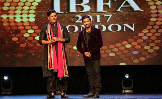 सितारों से सजे ''डिशुम इंटरनेशनल भोजपुरी फिल्म अवार्ड'' का प्रसारण 16 सितंबर को