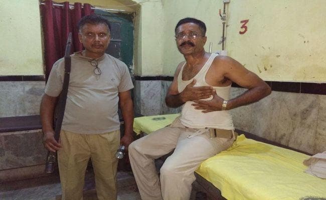 बिहार : हाजीपुर में बालू माफियाओं का पुलिस टीम पर हमला, कई पुलिसकर्मी घायल