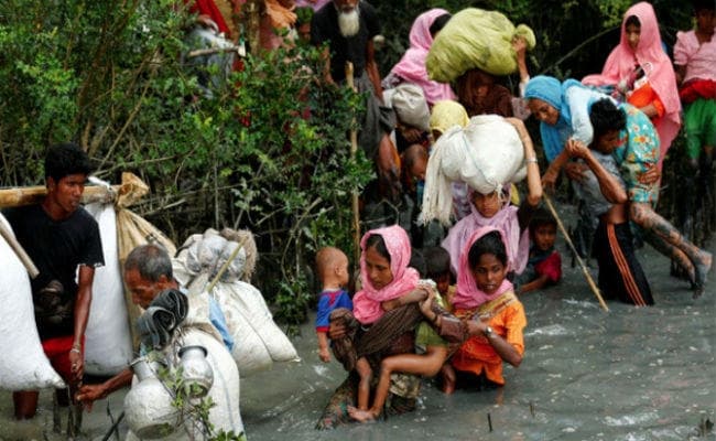 रोहिंग्या संकट के तीन सप्ताह बाद भी पलायन जारी, दागे जा रहे हैं रॉकेट लॉन्चर