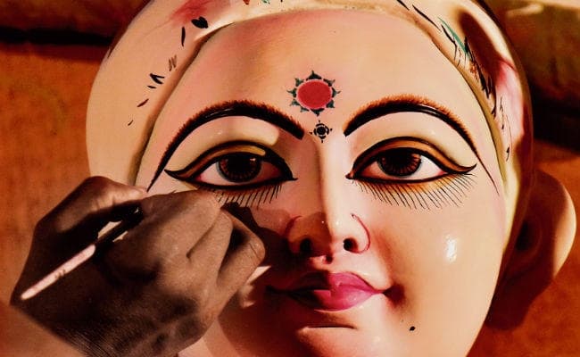 नवरात्र की आहट : शिवजी करेंगे गणेश पर प्रहार तो पार्वती बन जायेंगी मां दुर्गा