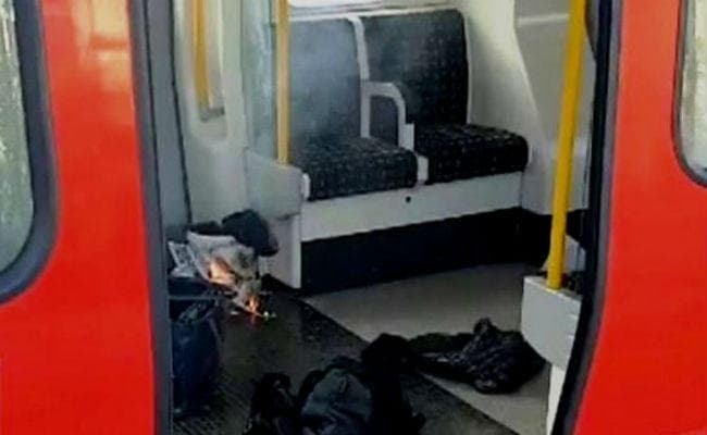 लंदन हमले की जिम्मेदारी ISIS ने ली, बोले प्रत्यक्षदर्शी- उठा धुआं, बदहवास भागे यात्री