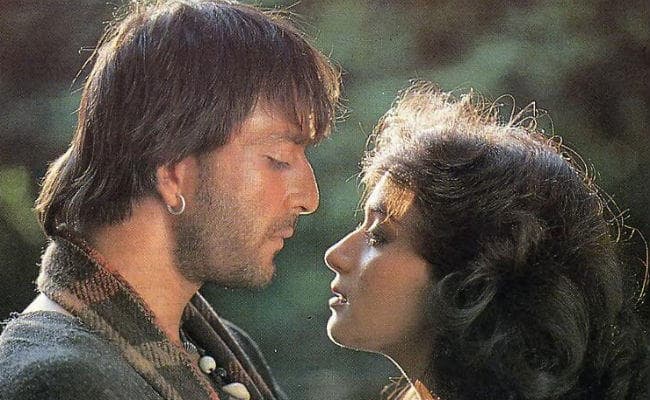 माधुरी दीक्षित को लेकर संजय दत्त ने खोला 17 साल पुराना राज...!