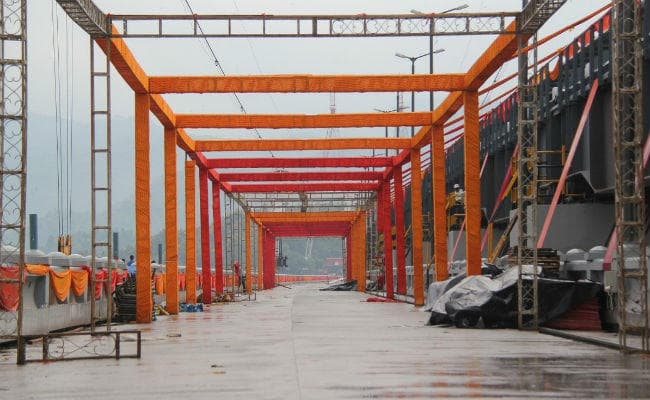 IN PICS : प्रधानमंत्री नरेंद्र मोदी ने देश को समर्पित किया सरदार सरोवर बांध