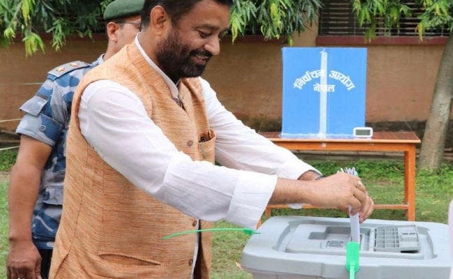 हिंसक झड़प के बीच नेपाल में निकाय चुनाव में 73 फीसदी मतदान