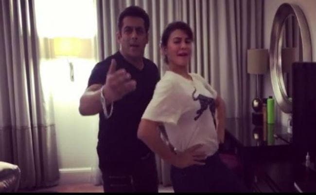 सलमान के साथ ''टन टना टन'' पर ठुमके लगा रहीं हैं जैकलीन, आप भी देखें VIDEO