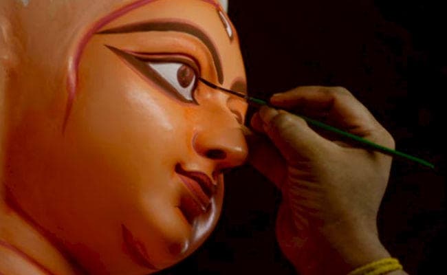 महापर्व महालया आज : ऐसे करें मां की आराधना, कलश स्थापना के लिए लगेगी यह पूजा सामग्री