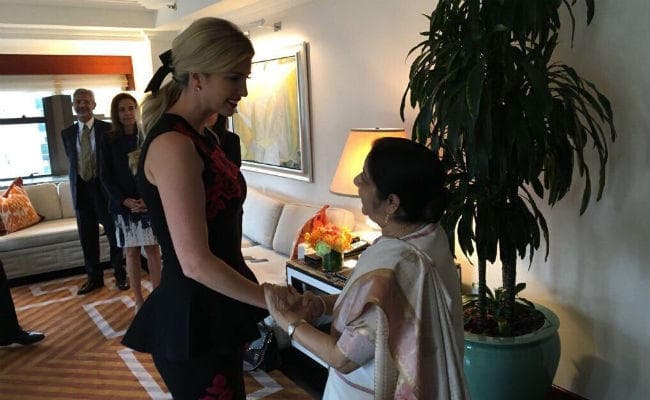 ''करिश्माई'' विदेश मंत्री सुषमा स्वराज से ट्रंप की बेटी ने की मुलाकात, पढ़ें क्या किया ट्वीट