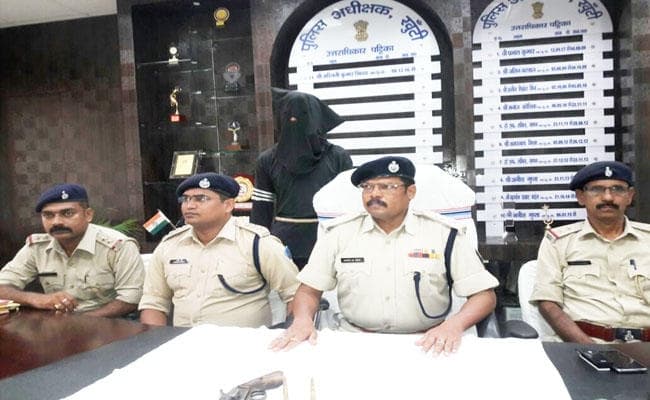 बड़ी कामयाबी: बरसों से आंख-मिचौनी का खेल खेलने वाला लाल मुंडा चढ़ा पुलिस के हत्थे