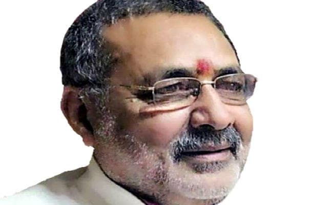 गिरिराज सिंह ने कहा- रोहिंग्या मुसलमानों को रख ले पाकिस्तान, विवाद शुरू