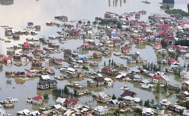 केंद्रीय टीम ने लिया बाढ़ का जायजा, बिहार सरकार ने मांगी 3763 करोड़ की क्षतिपूर्ति