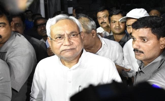 नीतीश सरकार ने भागलपुर में नहर का बांध टूटने की जांच के आदेश दिये, राजनीति तेज