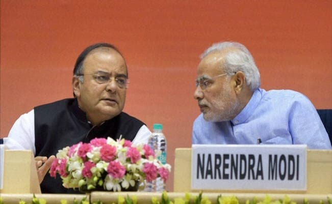 जेटली ने दिया संकेत : अर्थव्यवस्था को रफ्तार देने मोदी सरकार करेगी उपाय, रोजगार पर होगा जोर