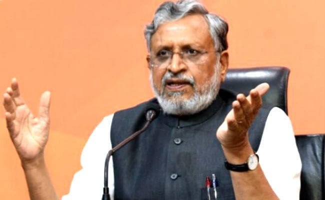 31 मार्च तक सभी मेडिकल कॉलेज अस्पतालों में आई बैंक : सुशील मोदी