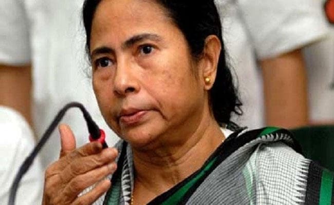 गोजमुमो संग बैठक पर बिफरीं ममता, रोशन से राजनाथ की भेंट उचित नहीं
