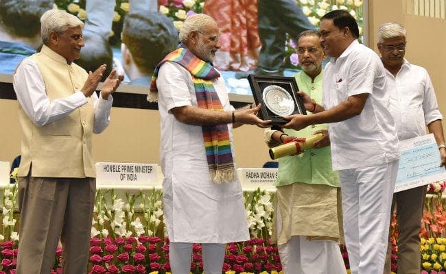 साल 2022 तक किसानों की आय दोगुनी करेंगे पीएम मोदी