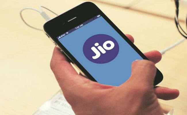 इसी हफ्ते मिलने लगेगा जियोफोन, पहले ग्रामीण इलाकों में होगी डिलिवरी