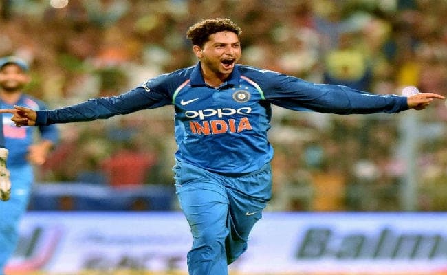 कुलदीप की हैट्रिक पर सचिन-सौरव ने दी बधाई