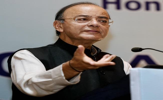 वित्त मंत्री अरुण जेटली ने कहा, पूंजी को सोख रही हैं बैंकों की गैर-निष्पादित आस्तियां