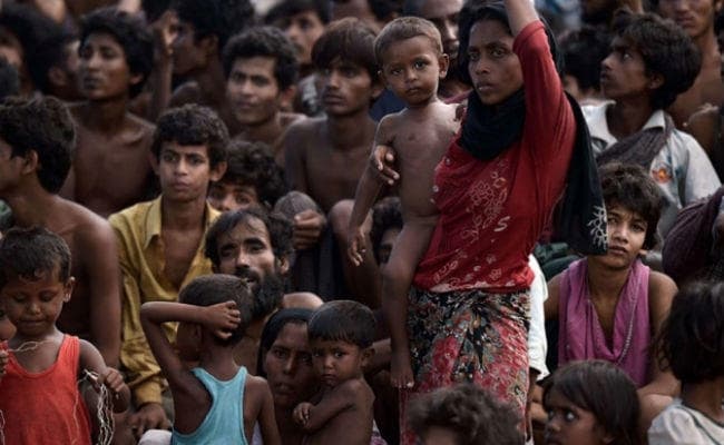 रोहिंग्या शरणार्थियों के लिए 700 टन राहत सामग्री भेज रहा है भारत