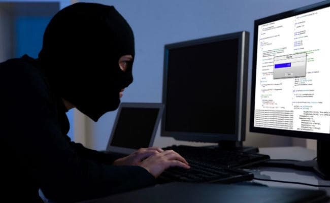 रांची हाईकोर्ट के जज के भाई के खाते को हैक कर निकाले 50 लाख रुपये, जमशेदपुर पुलिस पहुंची लखीसराय, आरोपित फरार