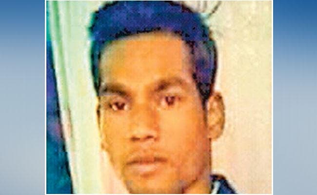 धनबाद में मां ने मोबाइल छोड़ कर पढ़ाई करने को कहा, तो बेटे ने लगा ली फांसी