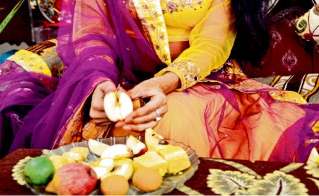 मोटापा कम करने के लिए कभी न करें उपवास, क्‍योंकि...