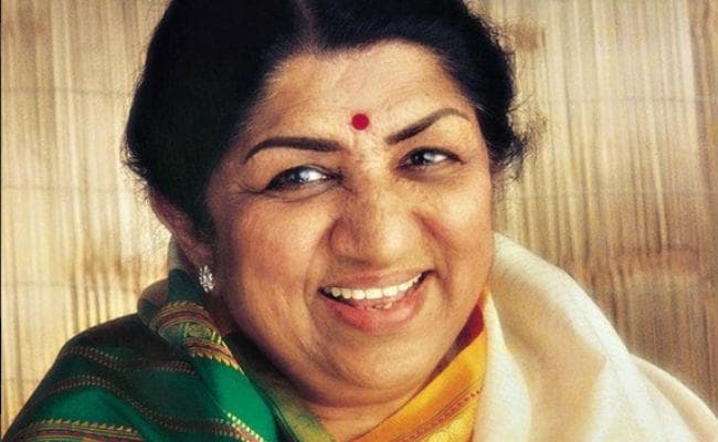 जन्मदिन विशेष: जानें ”जादुई आवाज” की मलिका लता मंगेशकर के बारे में ये दिलचस्प बातें…