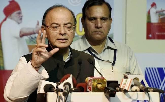 जेटली का यशवंत सिन्हा पर जवाबी हमला, कहा-80 साल की उम्र में चाहते हैं नौकरी