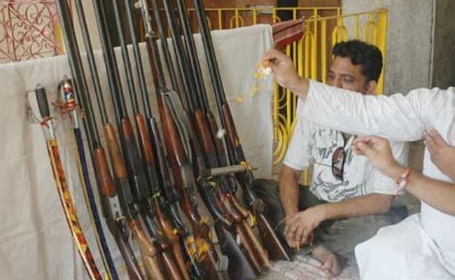 पश्चिम बंगाल में 300 स्थानों पर अस्त्र पूजा करेगी विश्व हिंदू परिषद