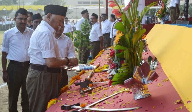 IN PICS : रोहिंग्या मुसलमानों पर बोले मोहन भागवत- मानवता के नाम पर हम अपनी मानवता नहीं खो सकते