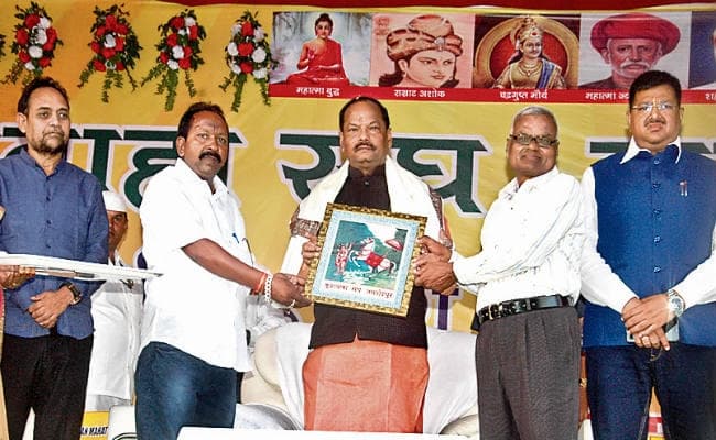 जमशेदपुर : समाज को तोड़ने का काम कर रहीं राष्ट्रविरोधी शक्तियां : रघुवर दास