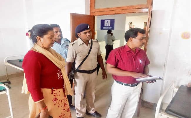 युवती के जख्म बता रहे दरिंदगी की कहानी