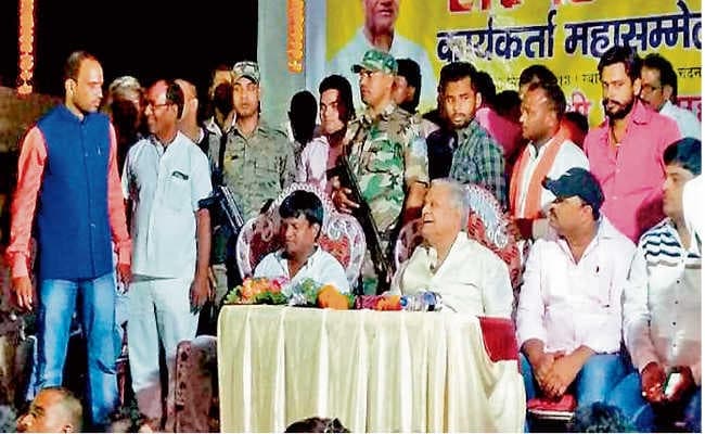 जो भी गरीब को लूटेगा, ढुलू महतो उसे कूटेगा : समरेश