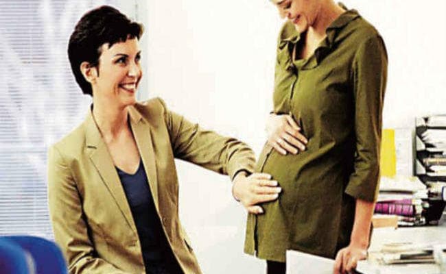 गर्भावस्था के दौरान खुश रहें, बनते हैं गुड हार्मोंस