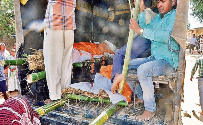 जहरीली शराबकांड : हातमा में जहरीली शराब से मौत के बाद पुलिस सक्रिय, पांच को किया गिरफ्तार